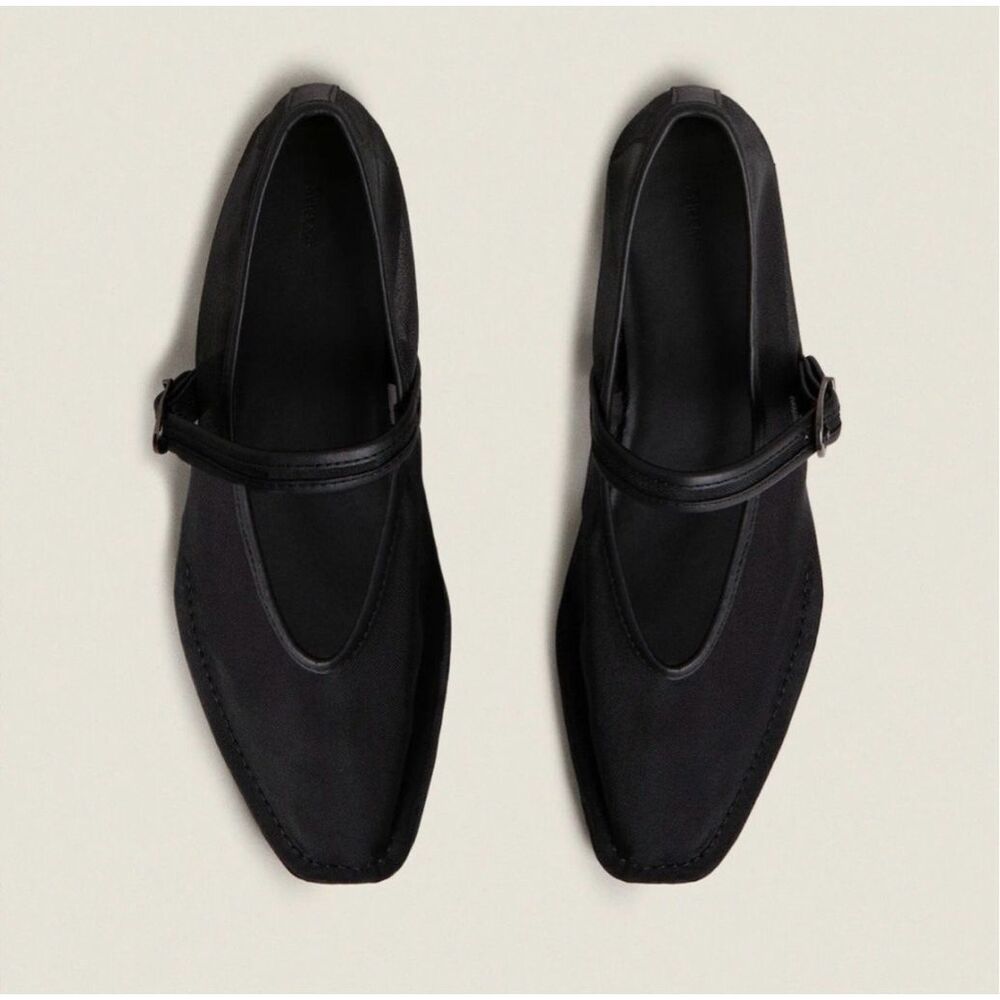 Zara Black Minimalist Loafers with Strap